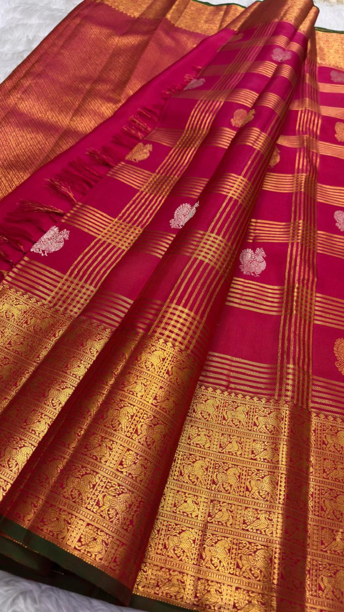 Bright Pink Handwoven Pure Silk Kanchipuram Zari Kattam Saree with Dual-Tone Buttas – front full drape view