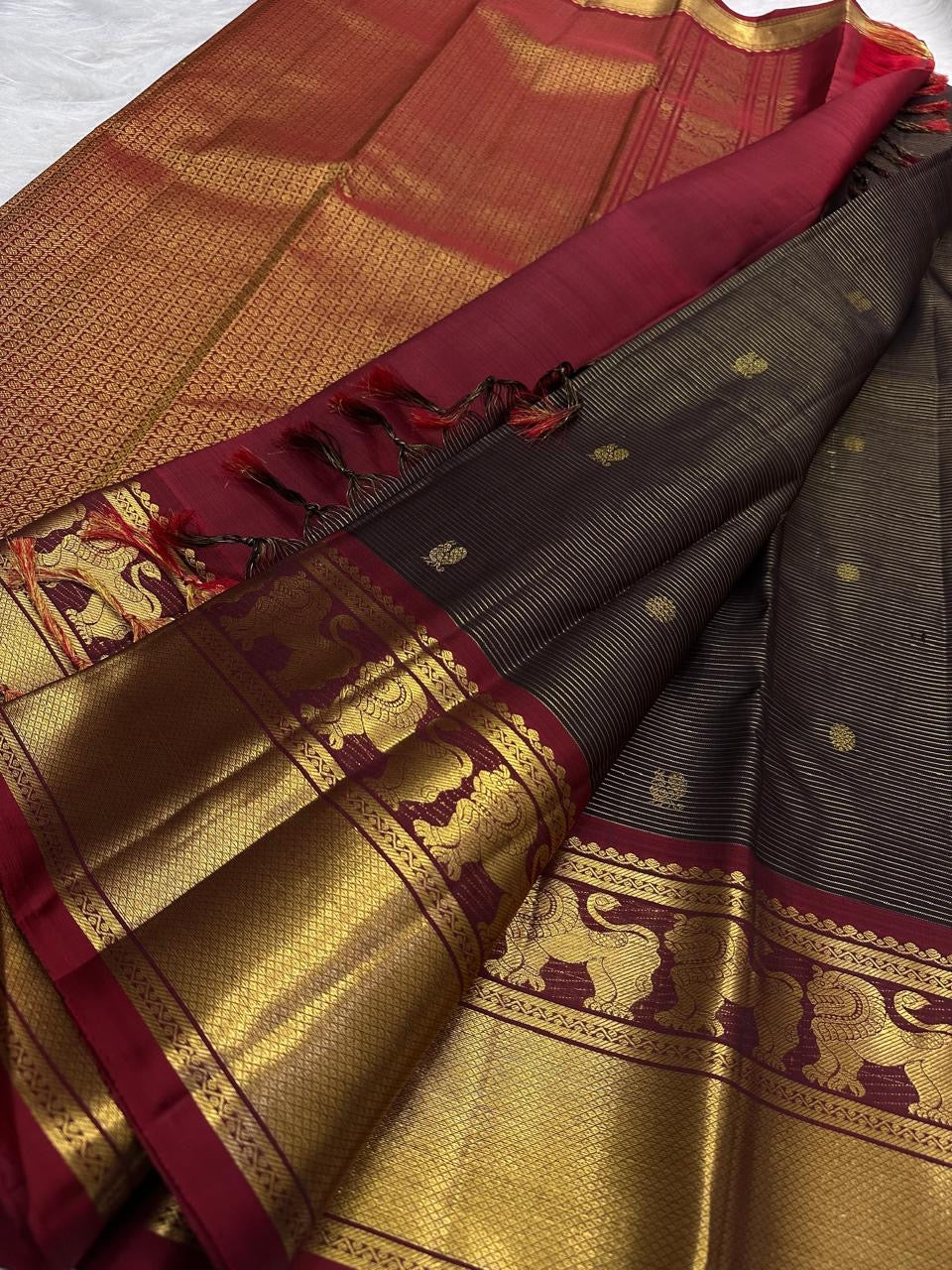 Brown and Arakku red Pure Silk Kanchipuram saree by Idam Living