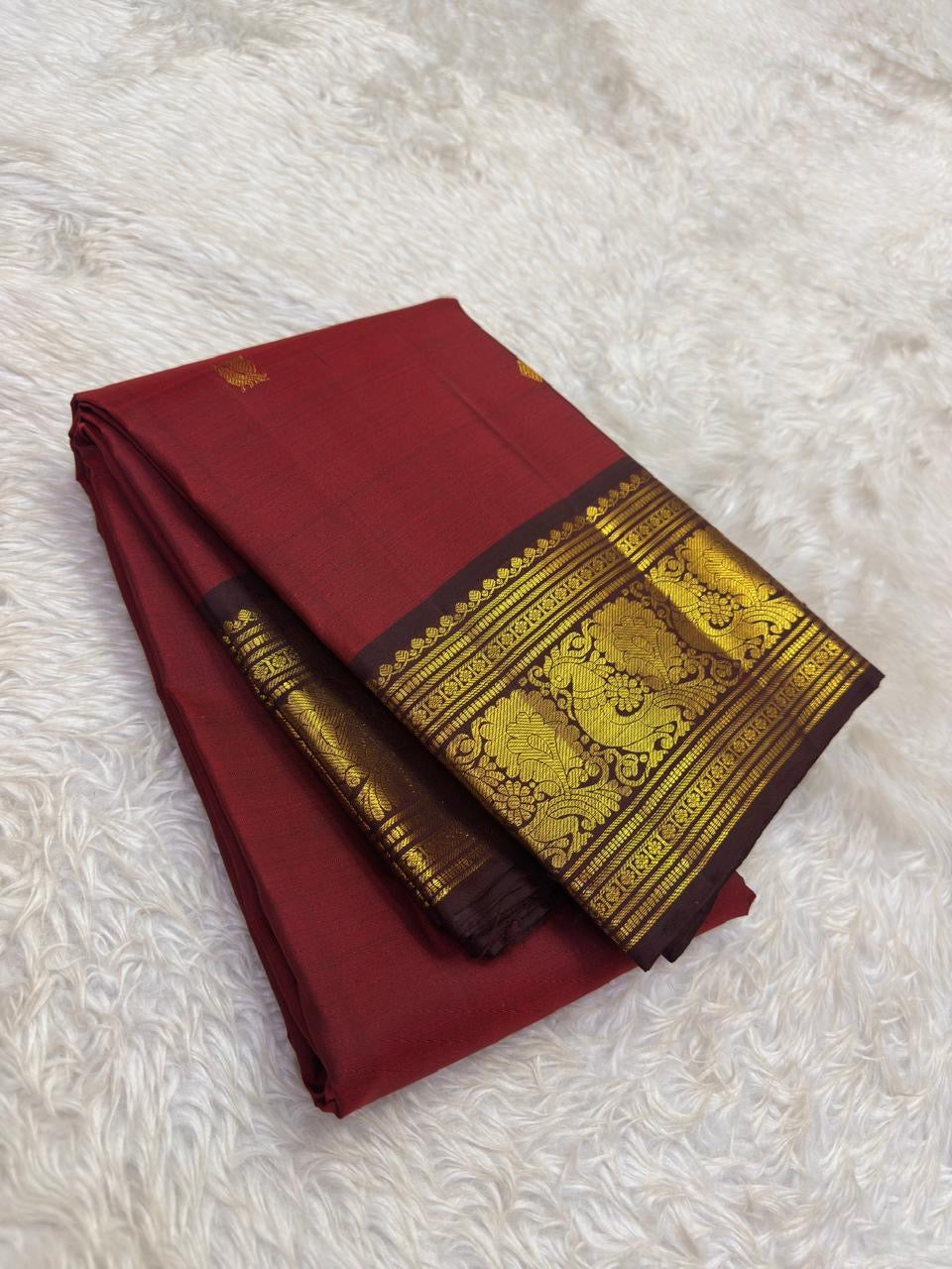 Burnt Copper Handwoven Pure Silk Kanchipuram Saree with Deep Aubergine Korvai Zari Border