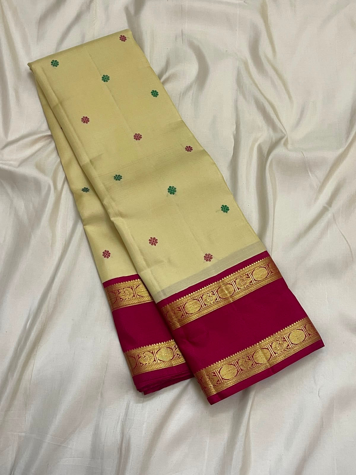 Butter Cream Ivory Handwoven Pure Silk Kancheepuram Rettapet Saree with Raspberry Magenta Zari Border