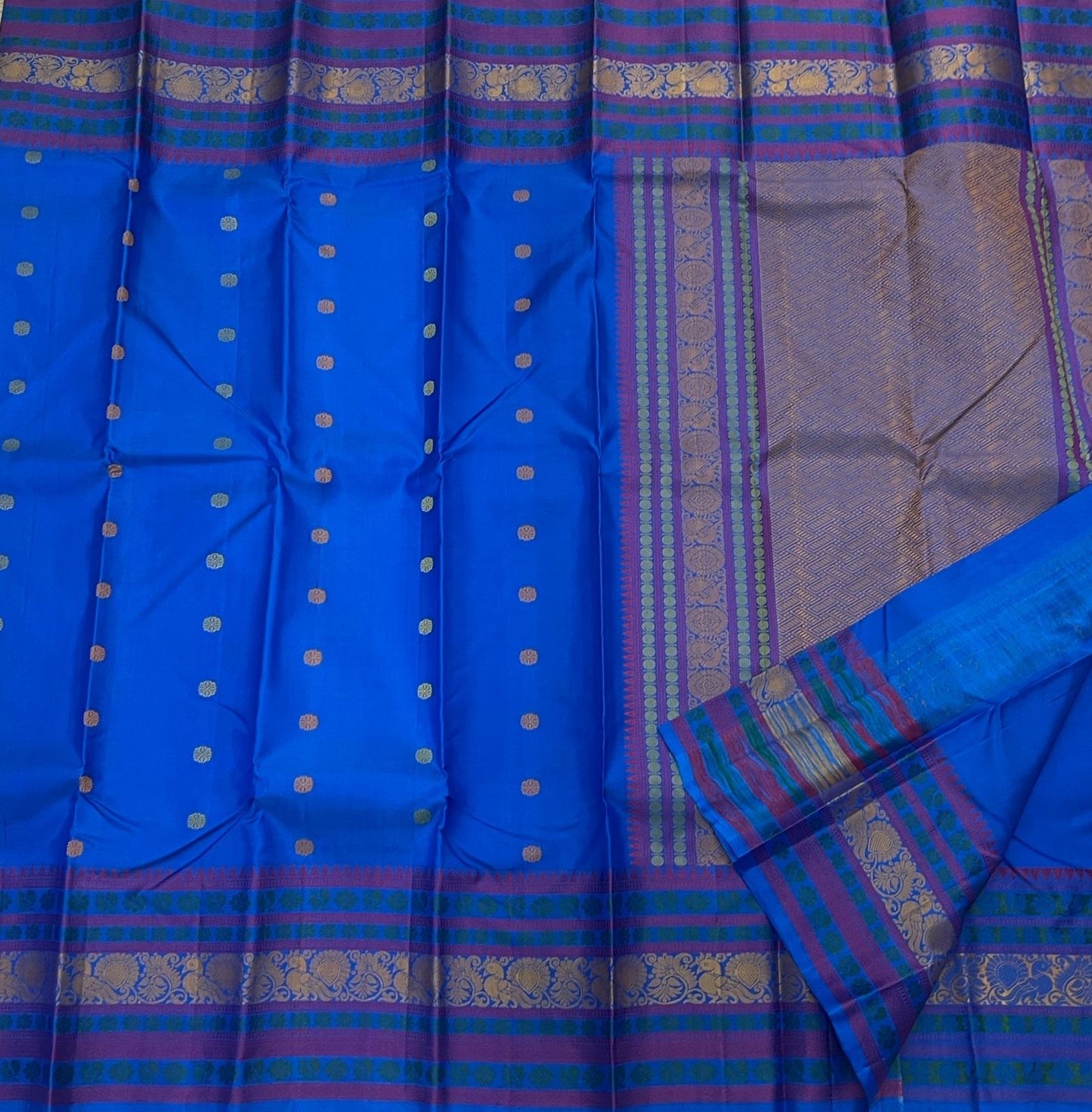 Double warp body weave on cerulean blue handwoven Kanchipuram pure silk saree — Idam Living