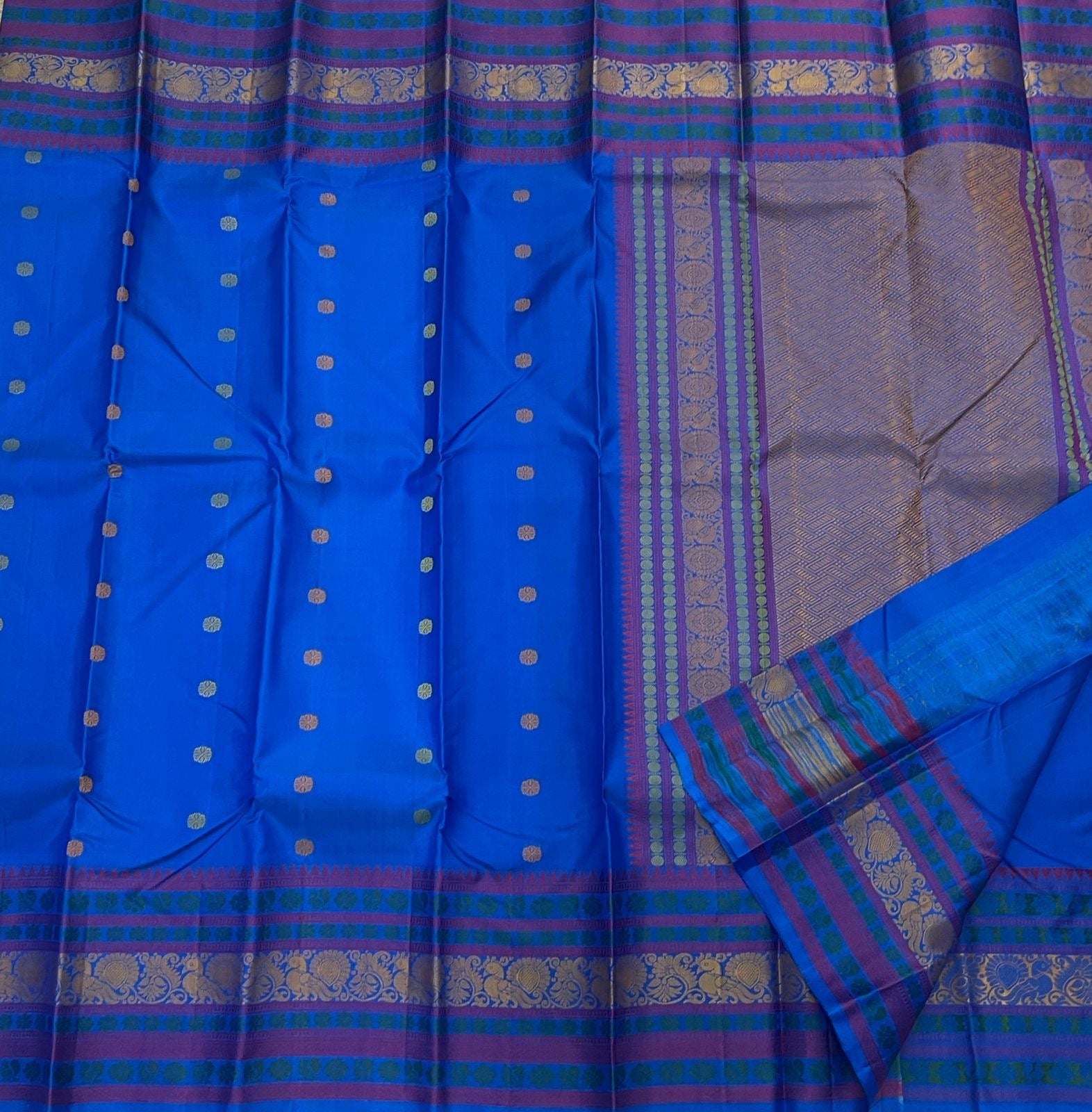 Double warp body weave on cerulean blue handwoven Kanchipuram pure silk saree — Idam Living
