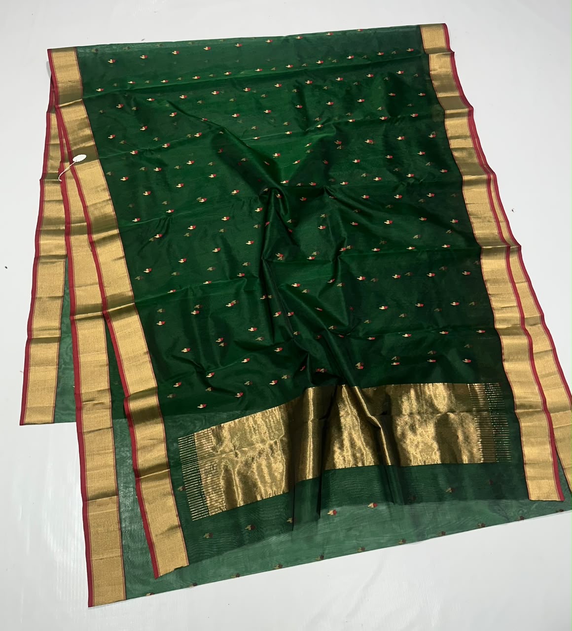 Emerald green Chanderi Pattu silk saree, pallu detail