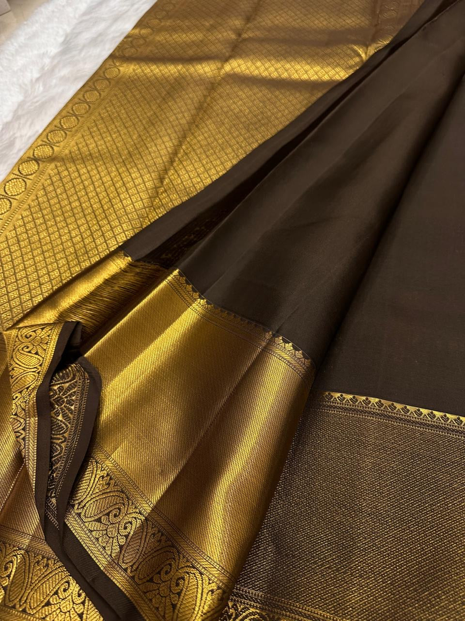Chocolate Brown Handwoven Pure Silk Kanchi Pattu Saree with Vairaoosi and Gold Zari Border