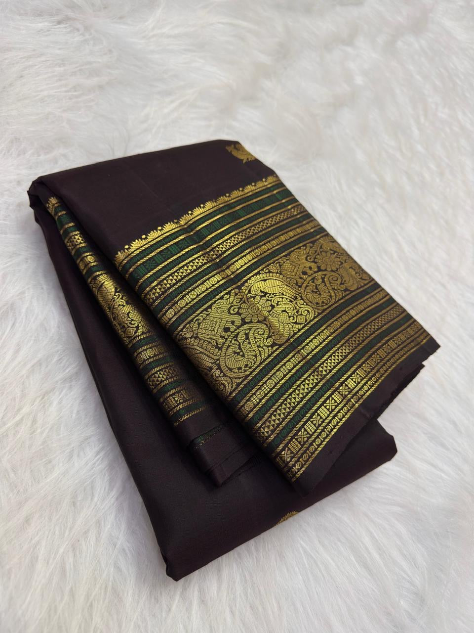 Cinnamon Brown Handwoven Pure Silk Kanjipuram Saree with Varisaipet Border