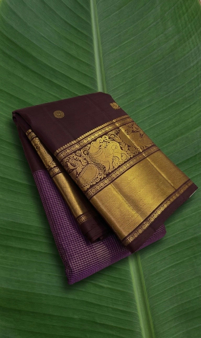 Coffee brown and muted aubergine purple handwoven Kanchipuram silk saree with antique gold yali zari border – Idam Living