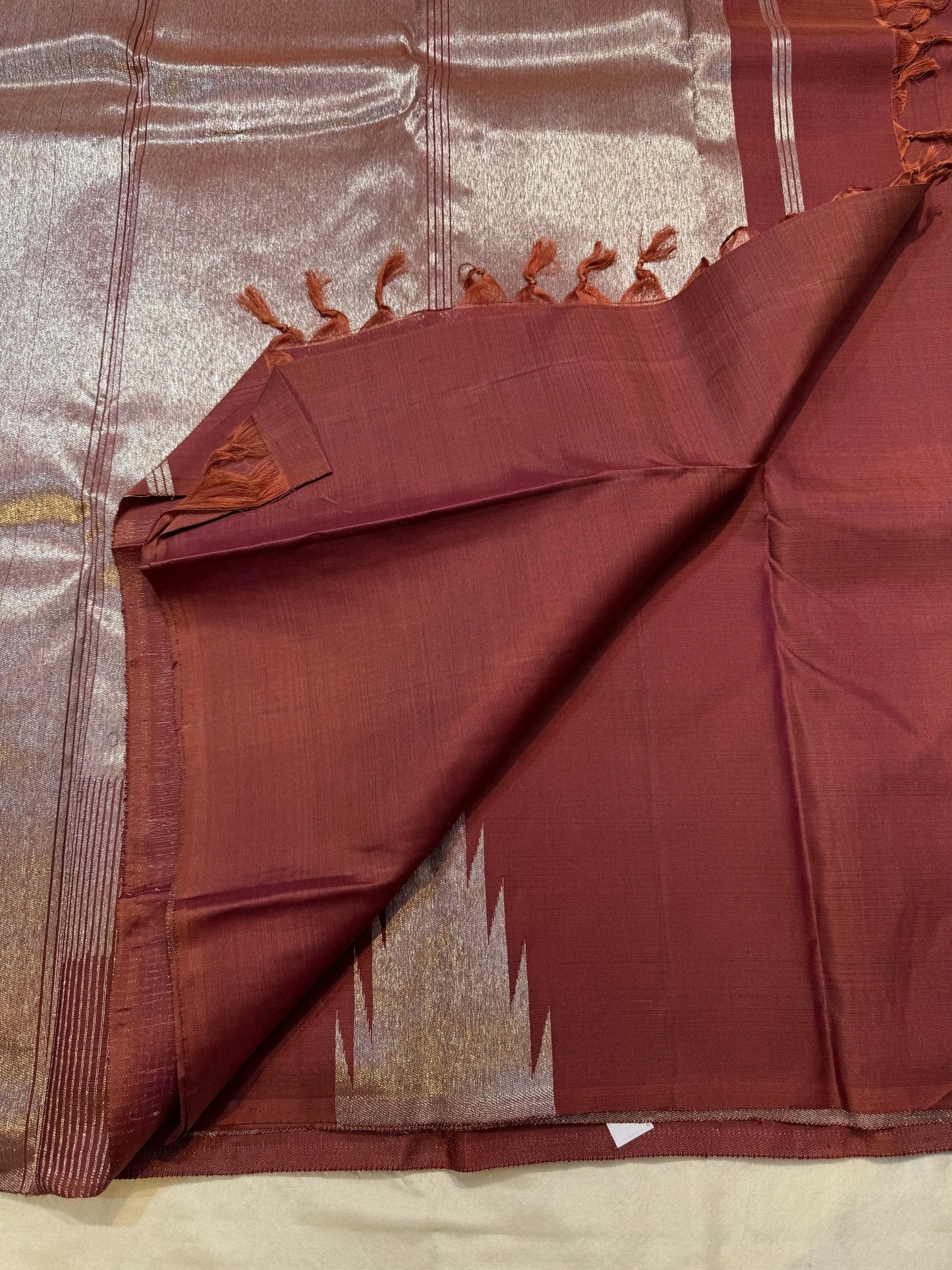 Full view of cinnamon brown handwoven Kanchipuram silk saree with ettukol antique copper border — Idam Living