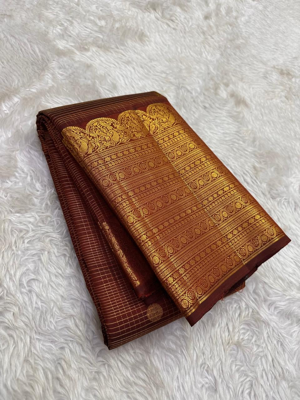 Handwoven Cinnamon Rustic Brown Pure Silk Kanchipuram with a fine classic-gold grid.