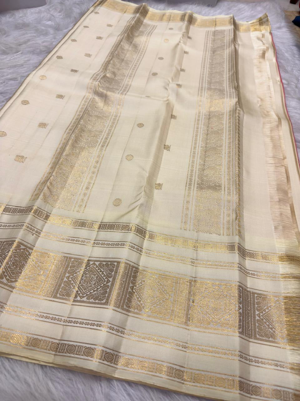 Coral Rose Pink Handwoven Pure Silk Kancheepuram Saree with Zari Kattam Checks and Warm Ivory Border
