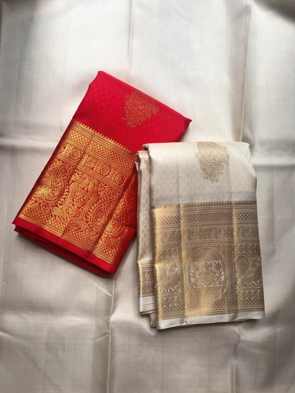 Crimson Red Handwoven Pure Silk Kanchipuram Saree with Ornate Zari Buttas and Gold Border – border detail view