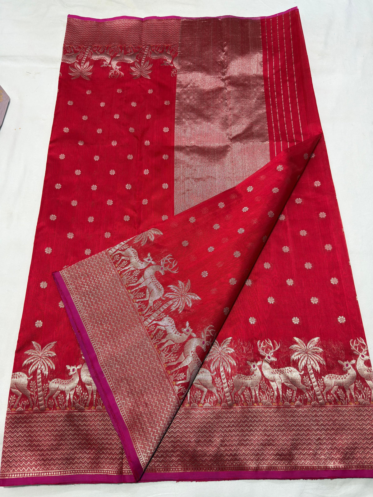 Handwoven crimson red Pattu Silk Chanderi saree
