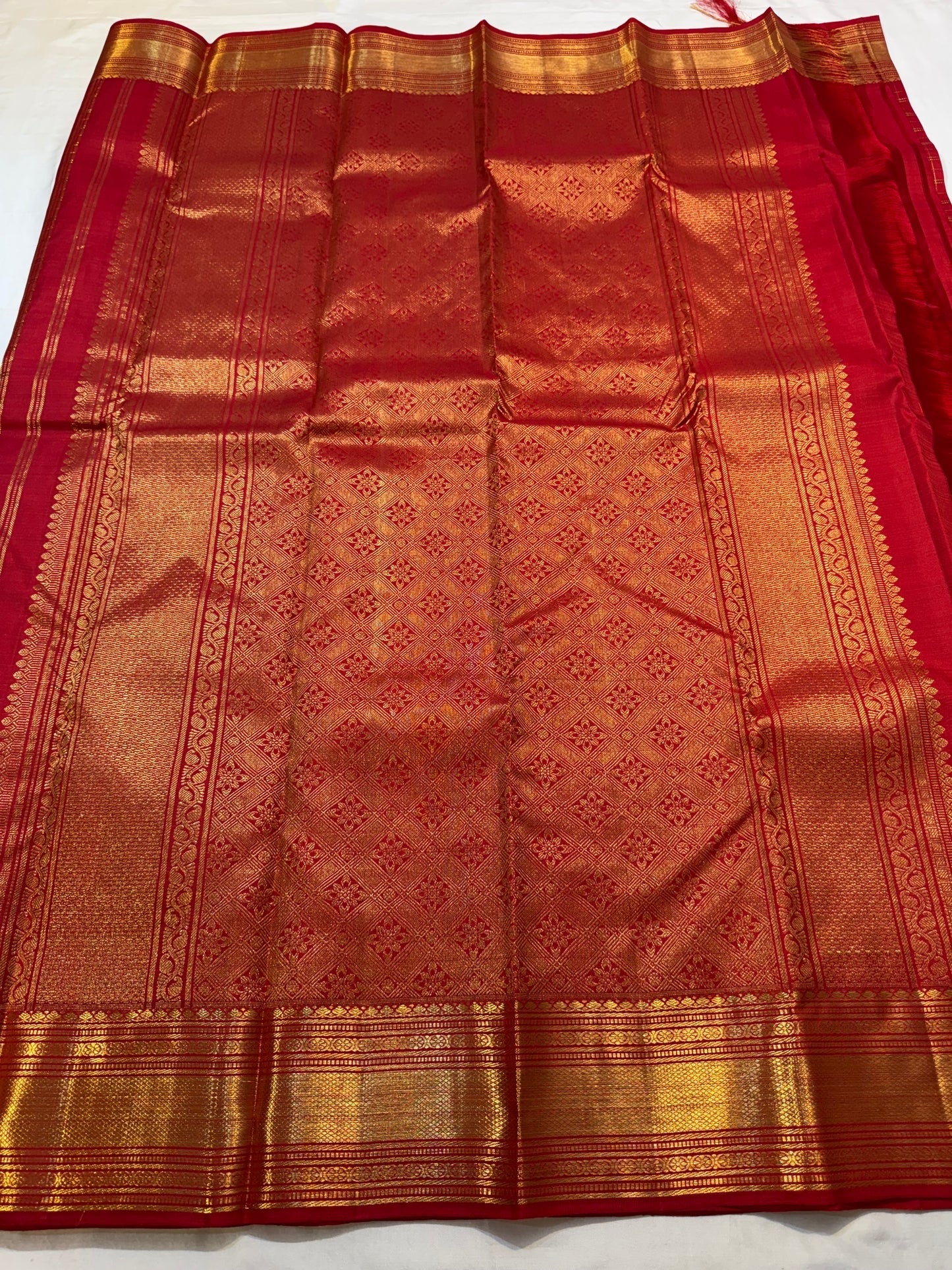 Zari kattam gold zari grid on crimson red Kanjeevaram pure silk saree body — Idam Living