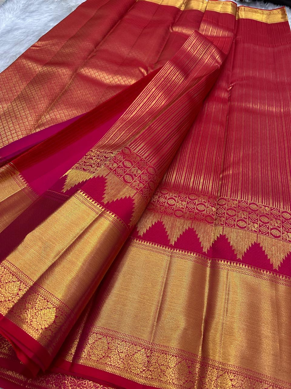 Crimson Red Handwoven Pure Silk Kanjipuram Saree with Vairaoosi and Gold Zari Border