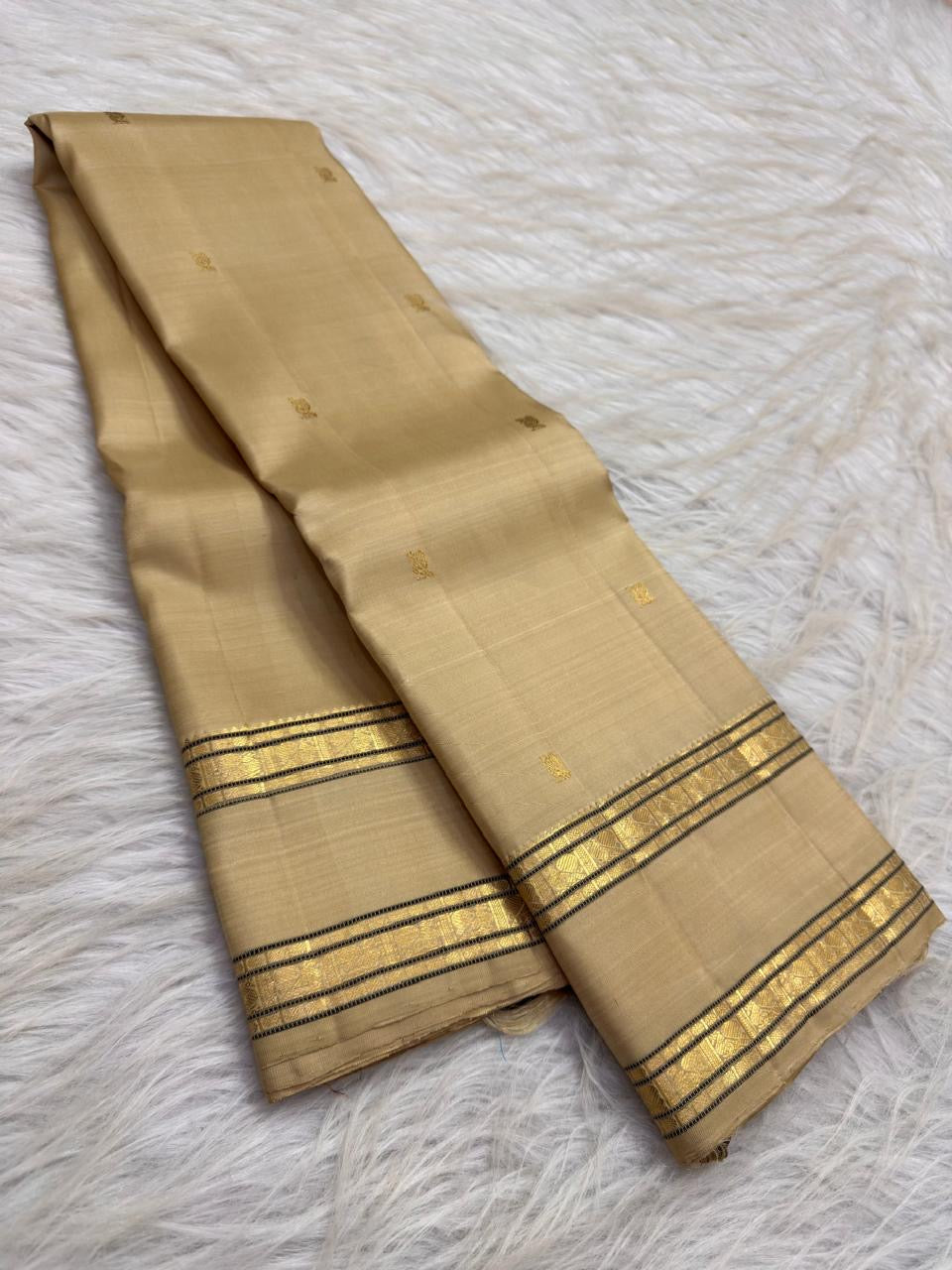 Ivory Gold Handwoven Pure Silk Kancheepuram Rettapet Saree with Dark-Edged Gold Zari Border