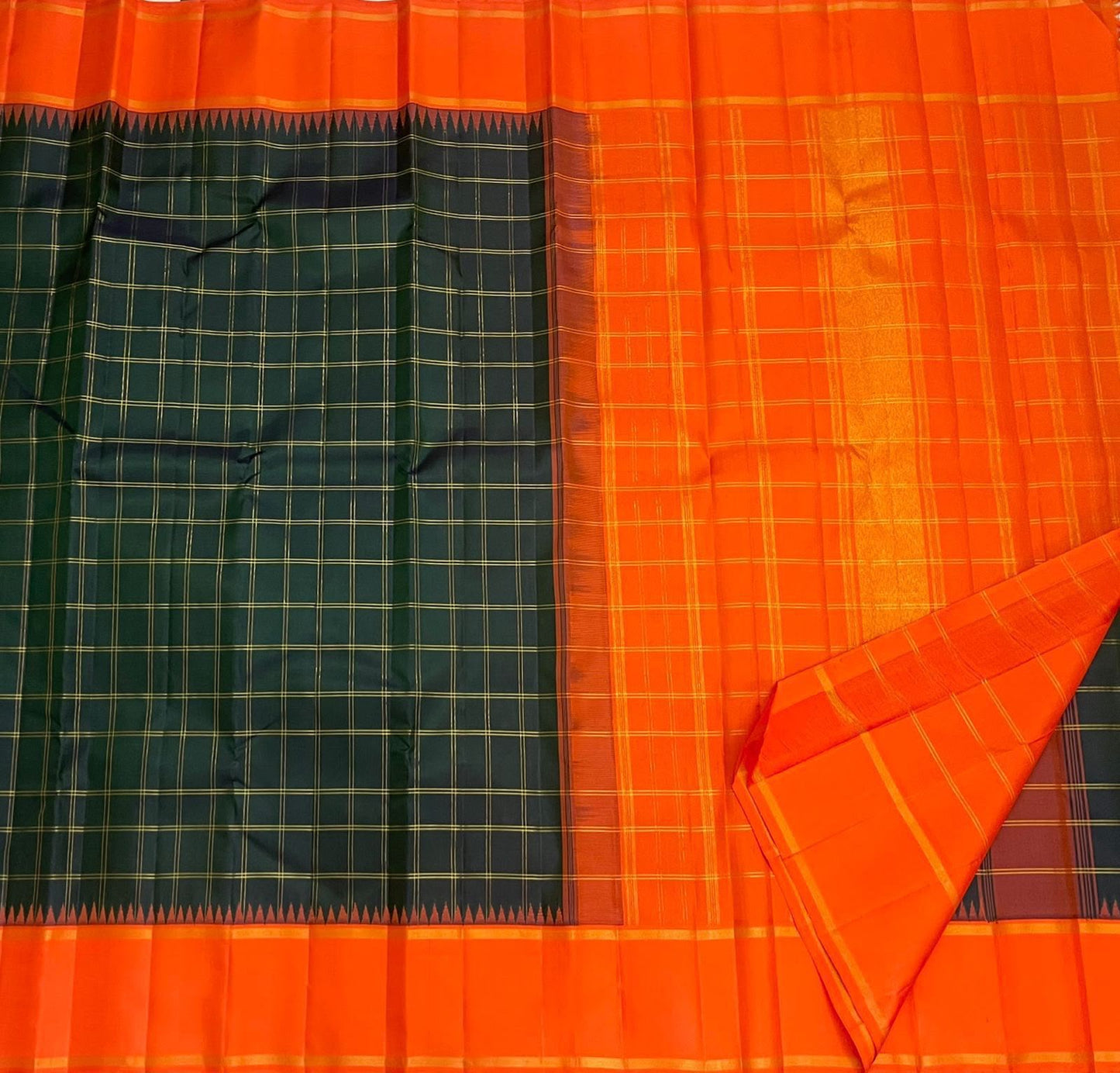 Dark Green Handwoven Pure Silk Kanchipuram Saree with Orange Pillayar Reku Korvai Border
