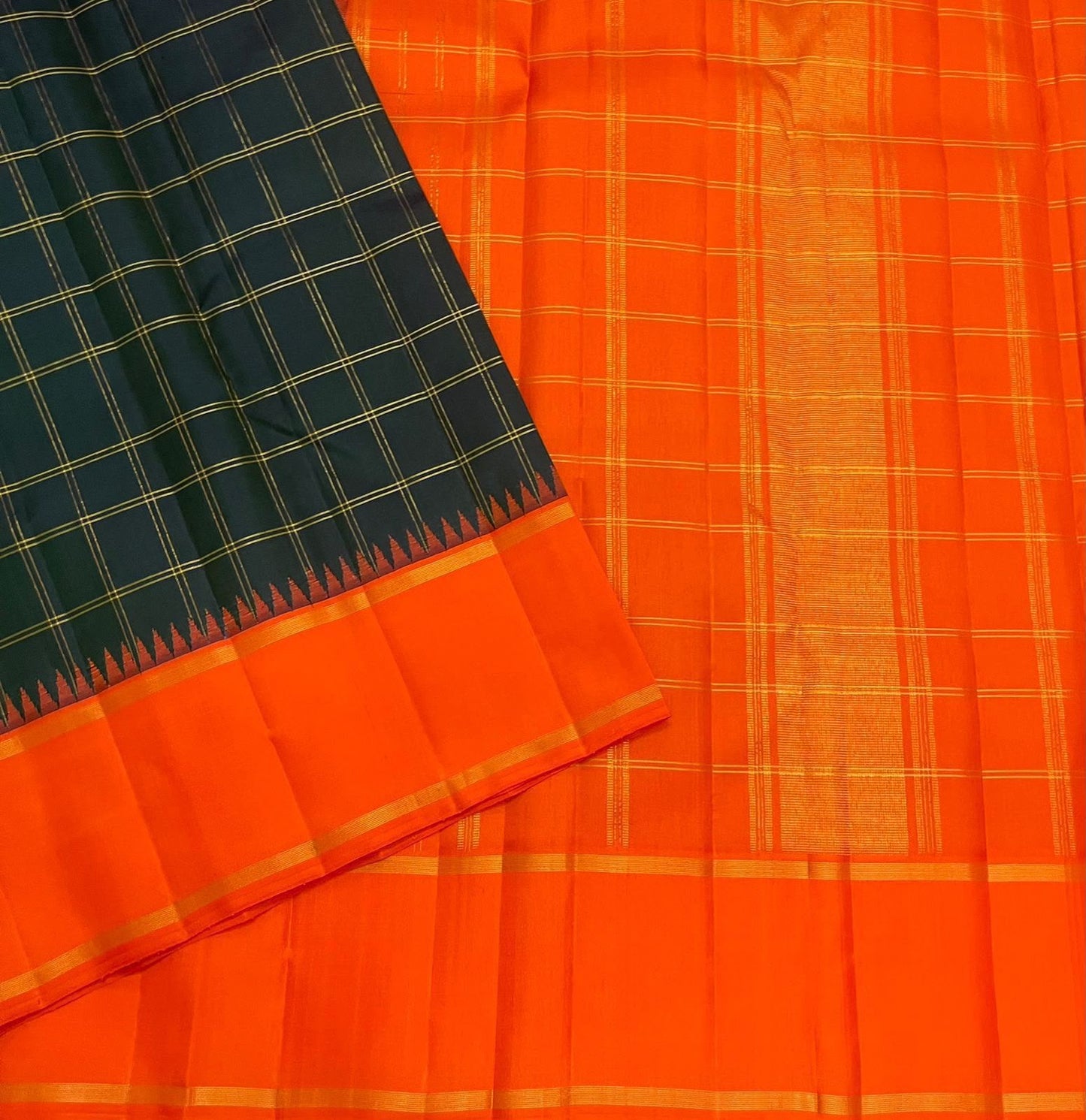 Dark Green Handwoven Pure Silk Kanchipuram Saree with Orange Pillayar Reku Korvai Border