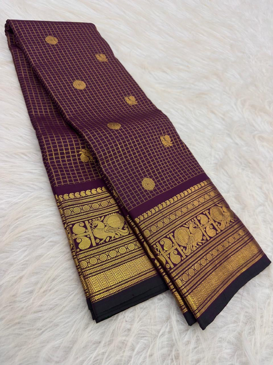 Deep aubergine Lightweight Kanjivaram Zari Kattam saree