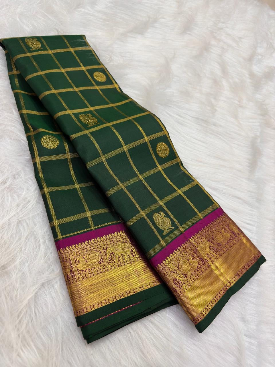 Deep Bottle Green pure silk Kanchipuram Zari Kattam saree with Rani-Magenta and antique-gold border — Idam Living