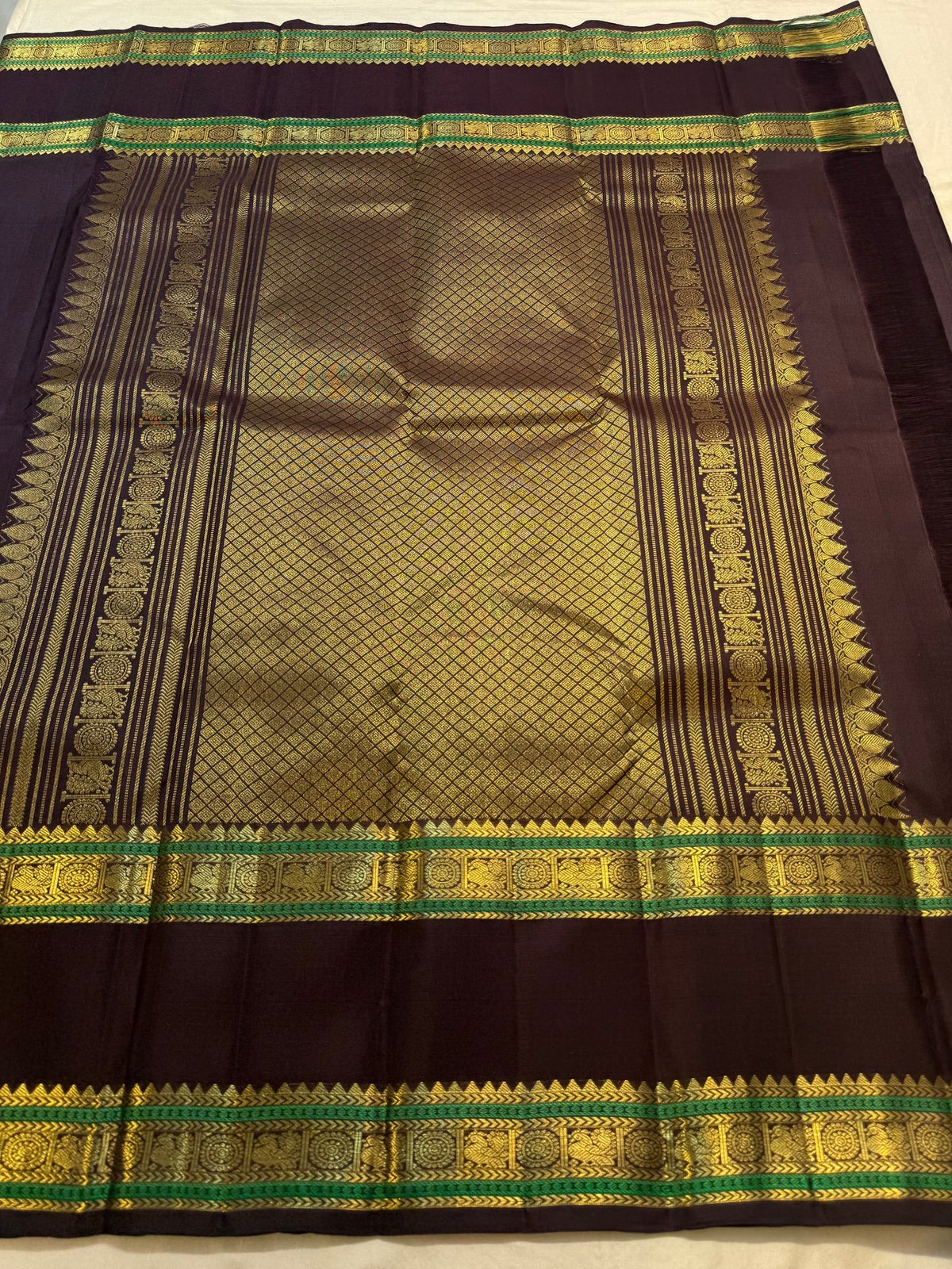 Handwoven Coffee Brown Pure Silk Kanchipuram.