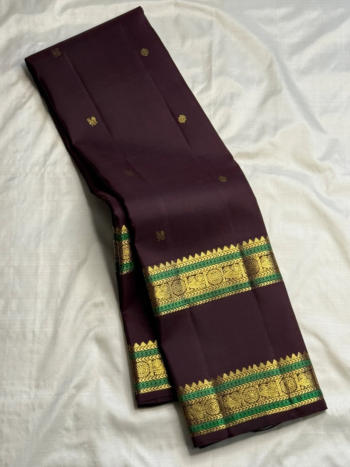 Coffee Brown Pure Silk Kanchipuram Rettapet saree.