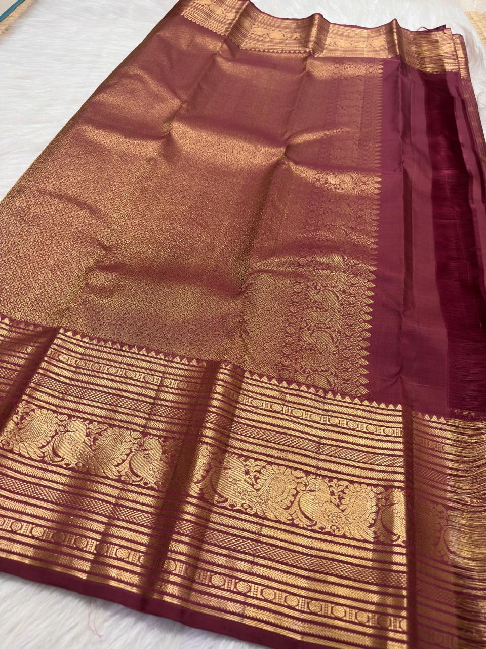 Handwoven Earthy Rose Pure Silk Kanchipuram Butta saree with Annam zari border