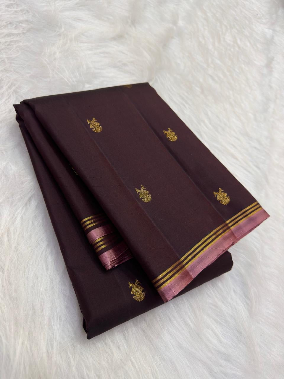 Deep Cocoa Brown handwoven pure silk Kancheepuram Butta saree — body zari butta close-up — Idam Living