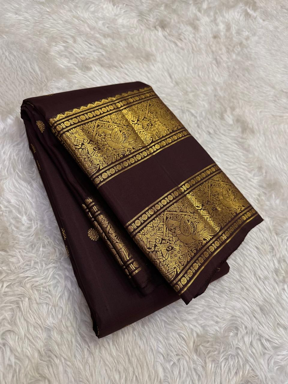 Deep Cocoa Brown Kanchipuram silk saree Rettapet gold zari border