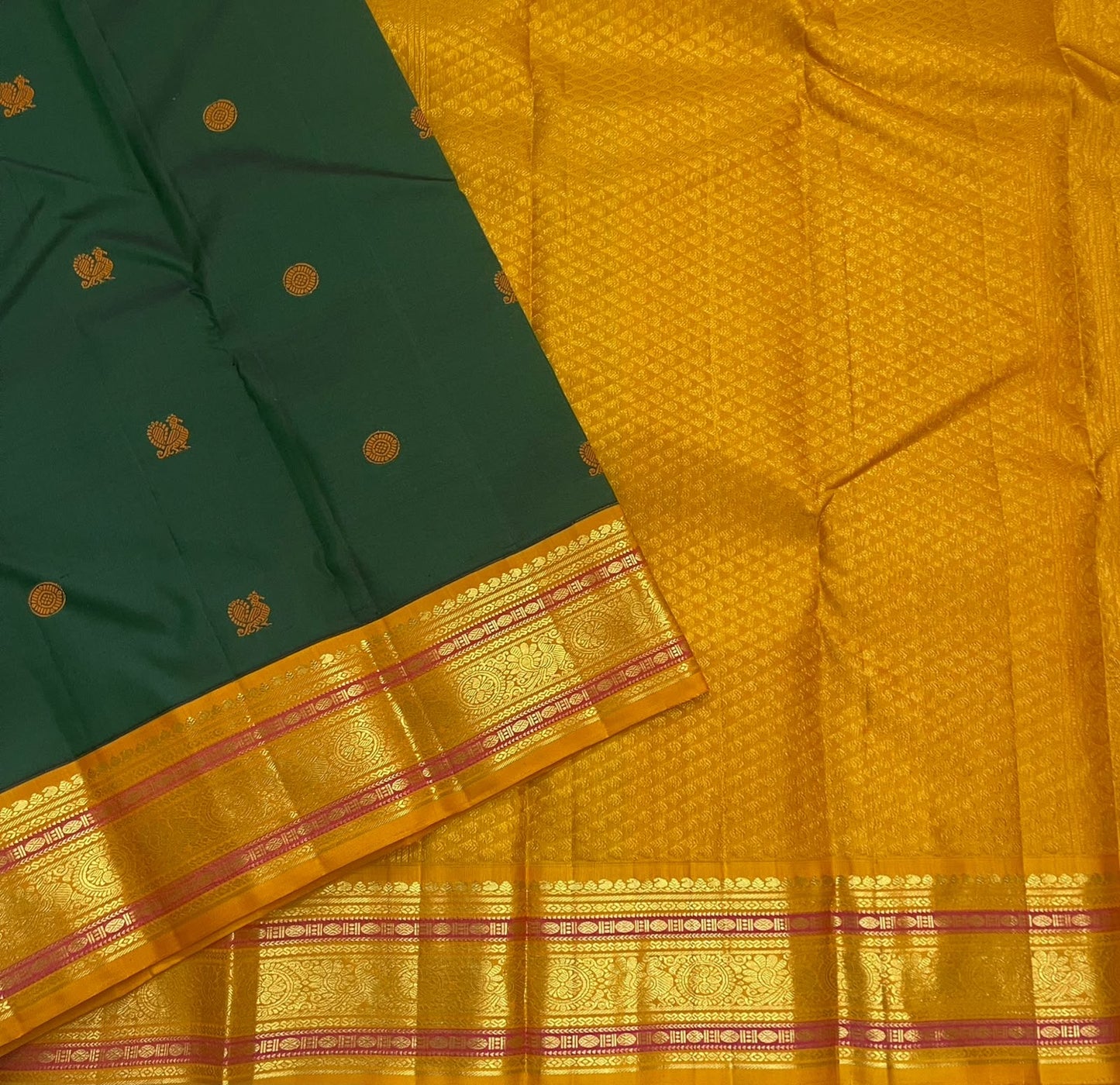 Deep Emerald Green Handwoven Pure Silk Kanjivaram Pattupet Saree with Turmeric Gold Border