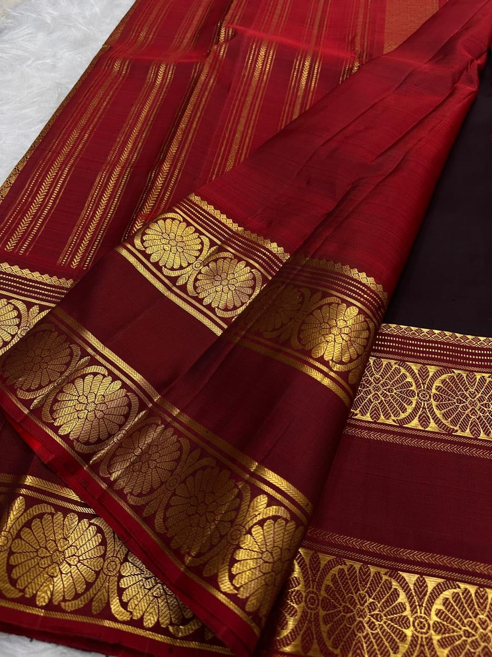 Deep espresso brown Pure Silk Kanchipuram Rettapet saree with Arakku red kamalam gold zari border, detail view 4