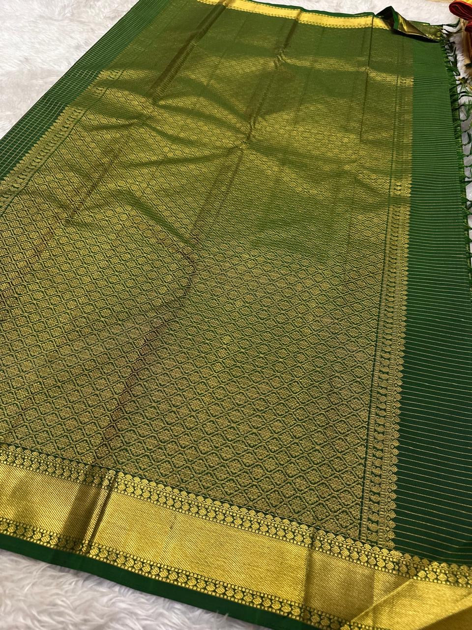 Deep Forest Green KanchiPattu silk saree, included blouse piece — Idam Living