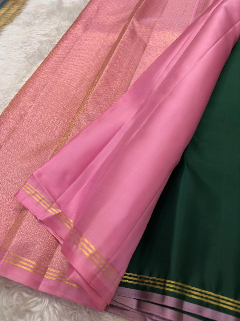 Deep Forest Green handwoven pure silk Kanjivaram Butta saree — included self-colour blouse piece — Idam Living