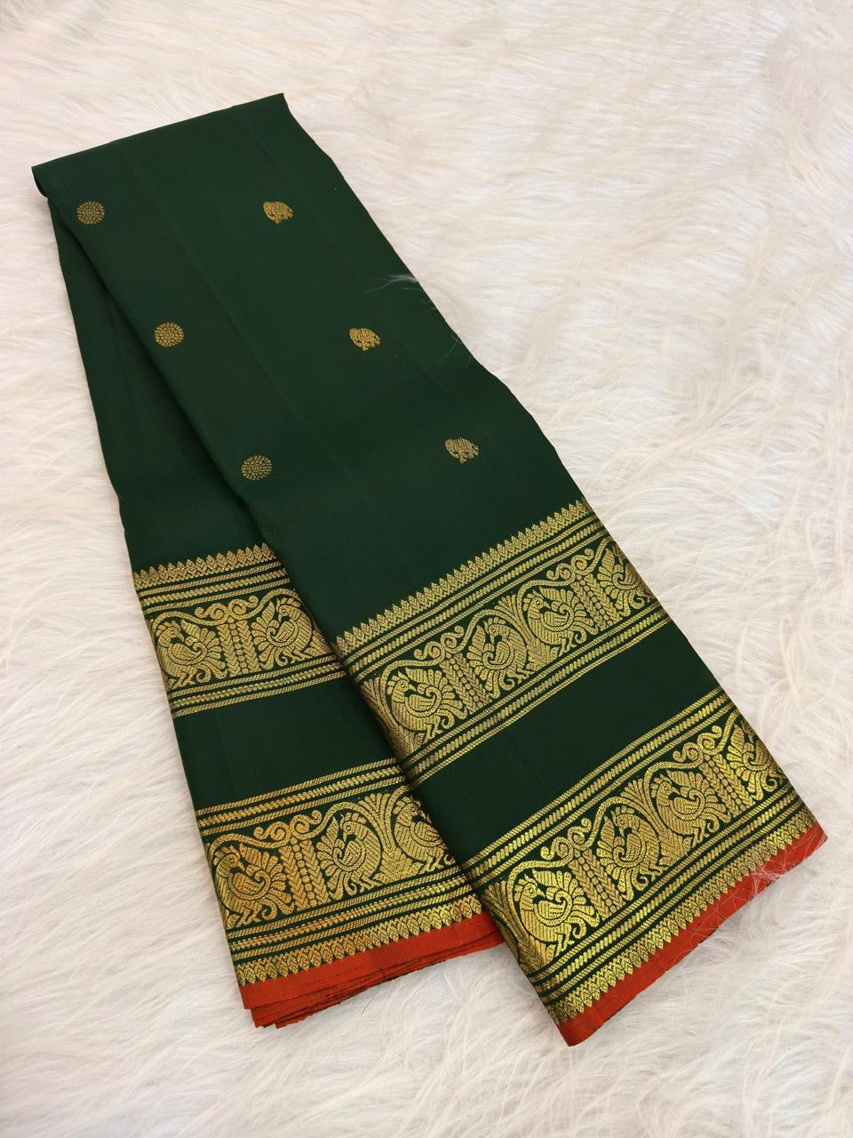 Deep Forest Green Handwoven Pure Silk Kanchipuram Saree with Rettapet Mayil Zari Border and Orange-Red Selvedge