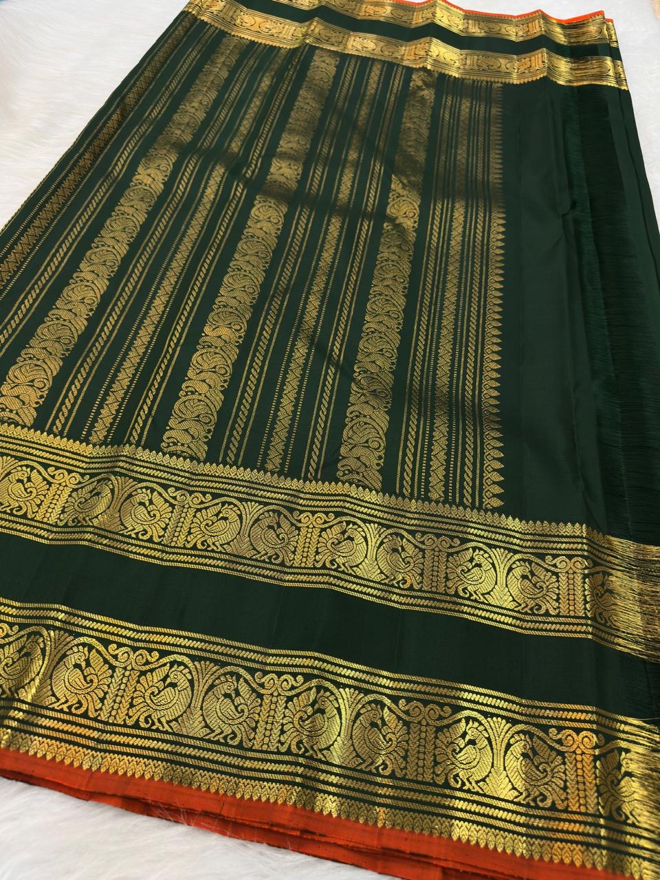 Deep Forest Green Handwoven Pure Silk Kanchipuram Saree with Rettapet Mayil Zari Border and Orange-Red Selvedge