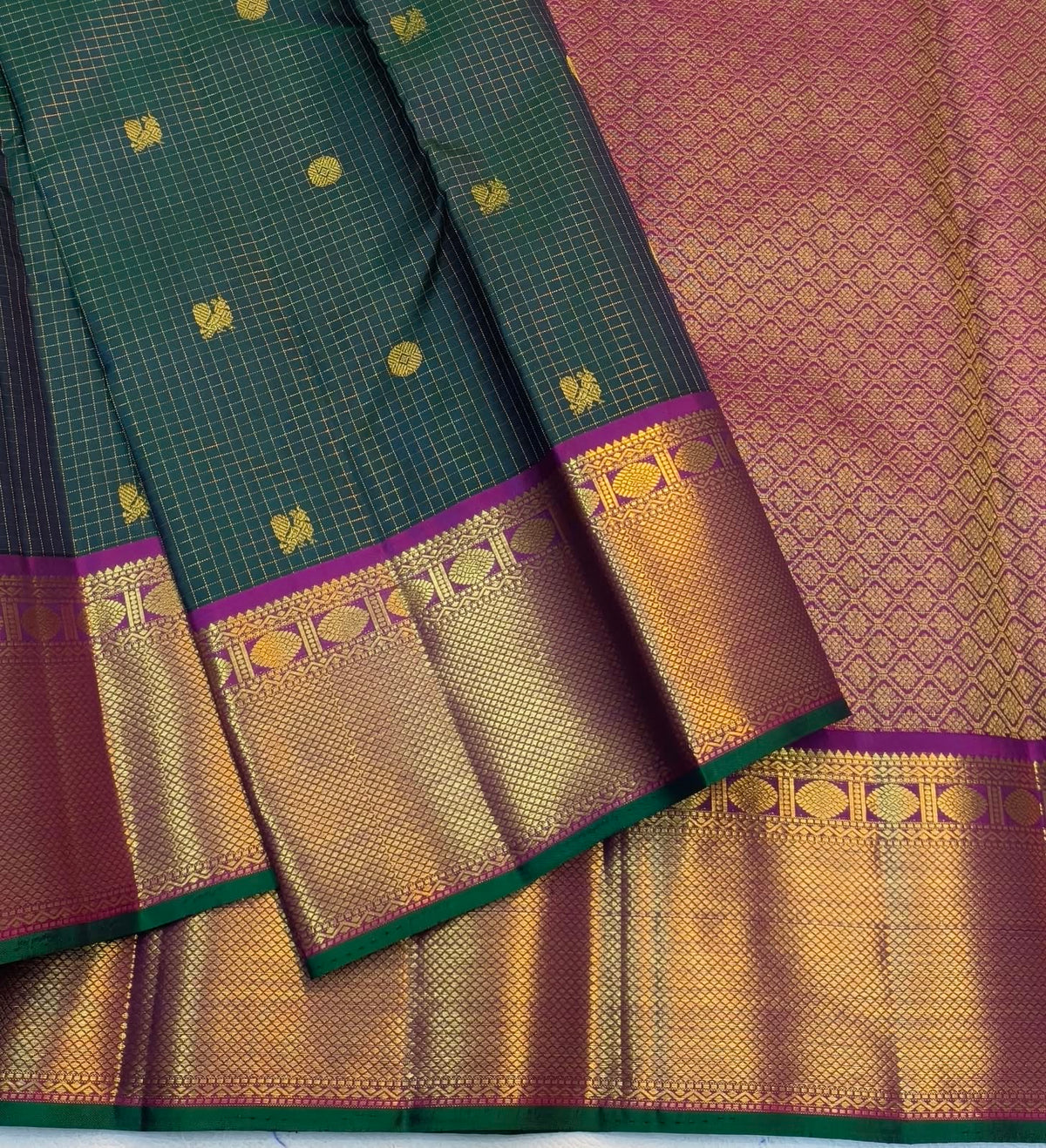 Deep Green Pure Silk Kanchipuram Zari Kattam saree with Magenta border and rich contrast pallu
