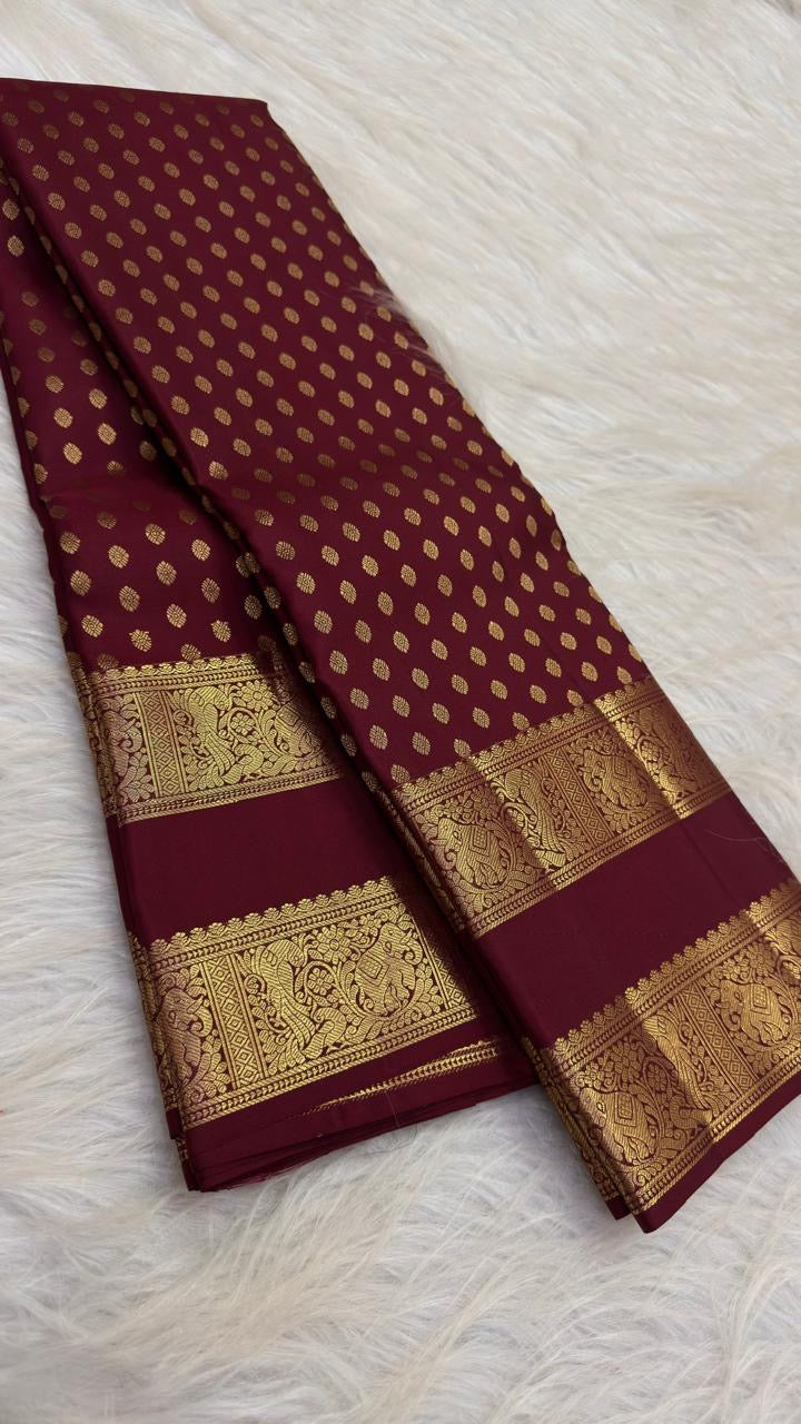 Deep maroon Kanjipuram Vanasringaram zari pallu