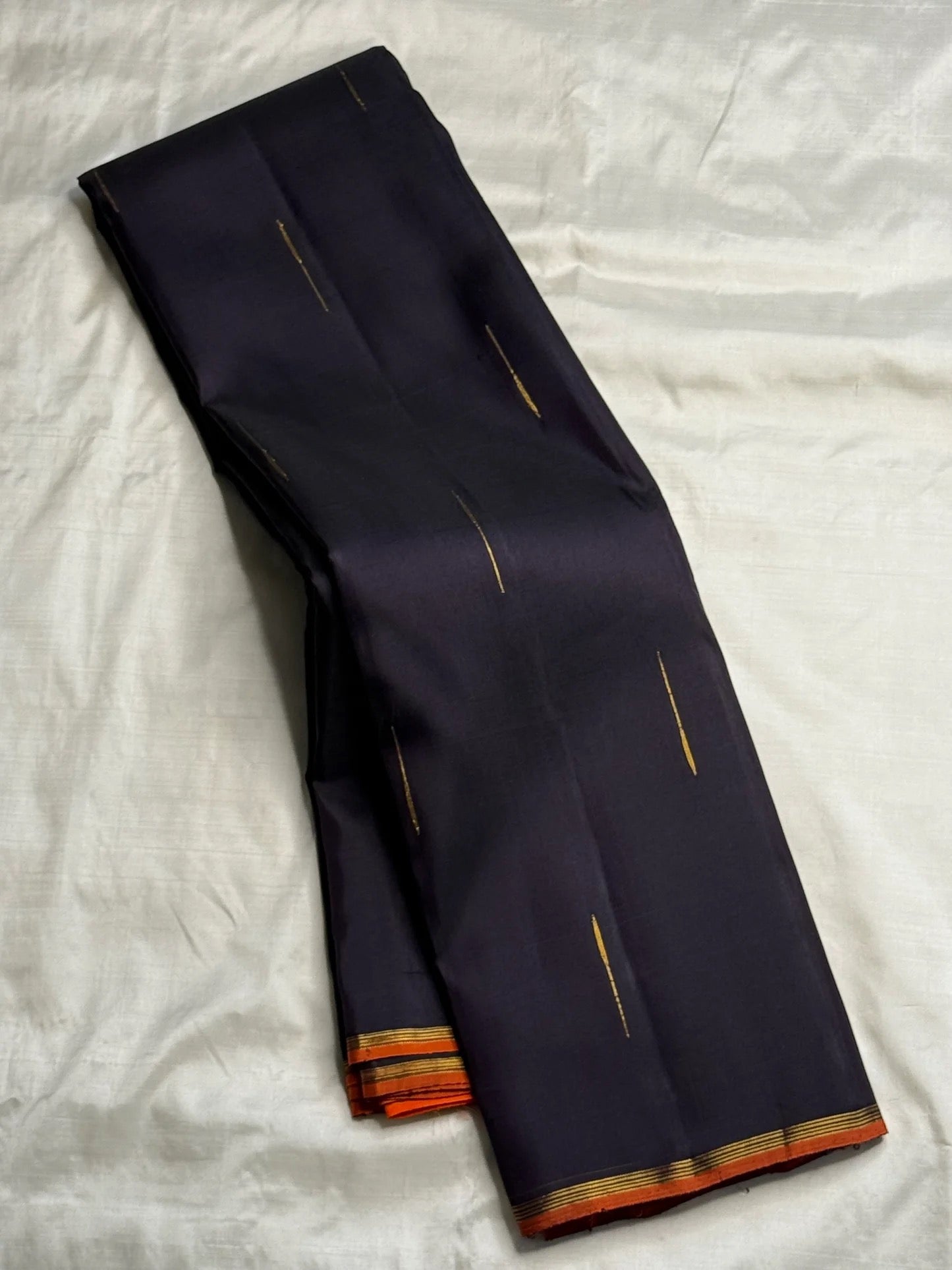 Deep Paaku Brown Handwoven Pure Silk Kanjipuram Saree with Malli Moggu Zari Buttas and Burnt Orange Border