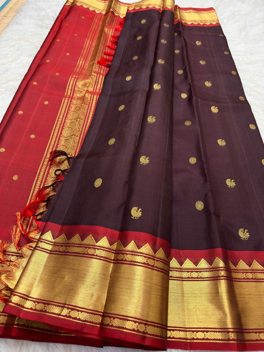 Deep Paaku brown pure silk Kanjivaram Korvai saree with vermilion red zari border, full saree view