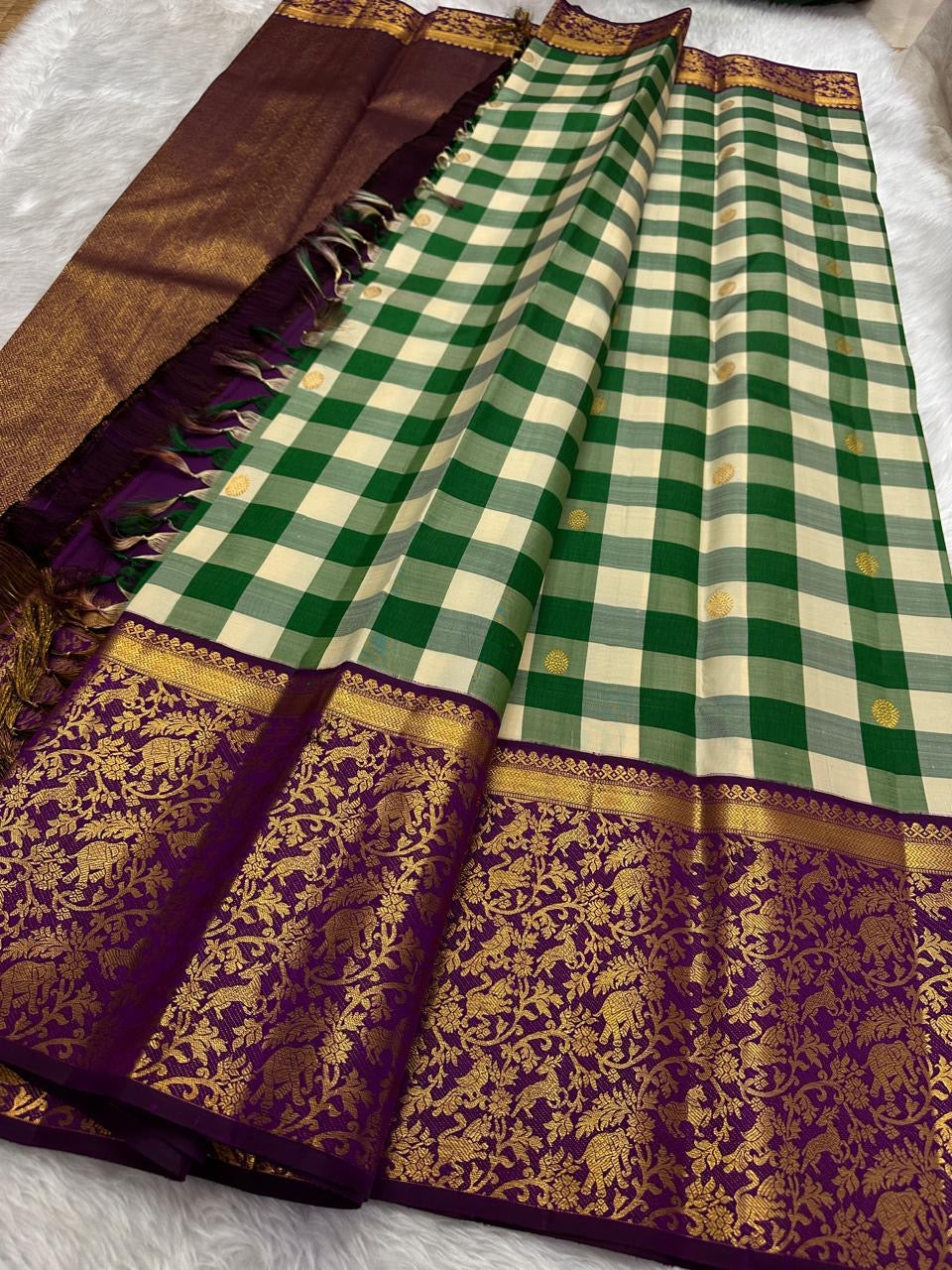 Betel Leaf Green Checked Handwoven Pure Silk Kancheepuram Saree with Deep Plum Korvai Vanasringaram Pallu