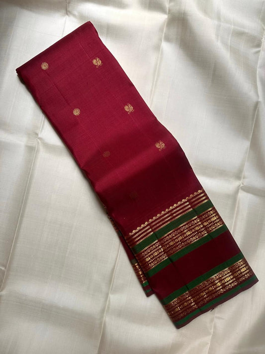 Deep Raspberry Red handwoven pure Kanchi Pattu silk saree full overview
