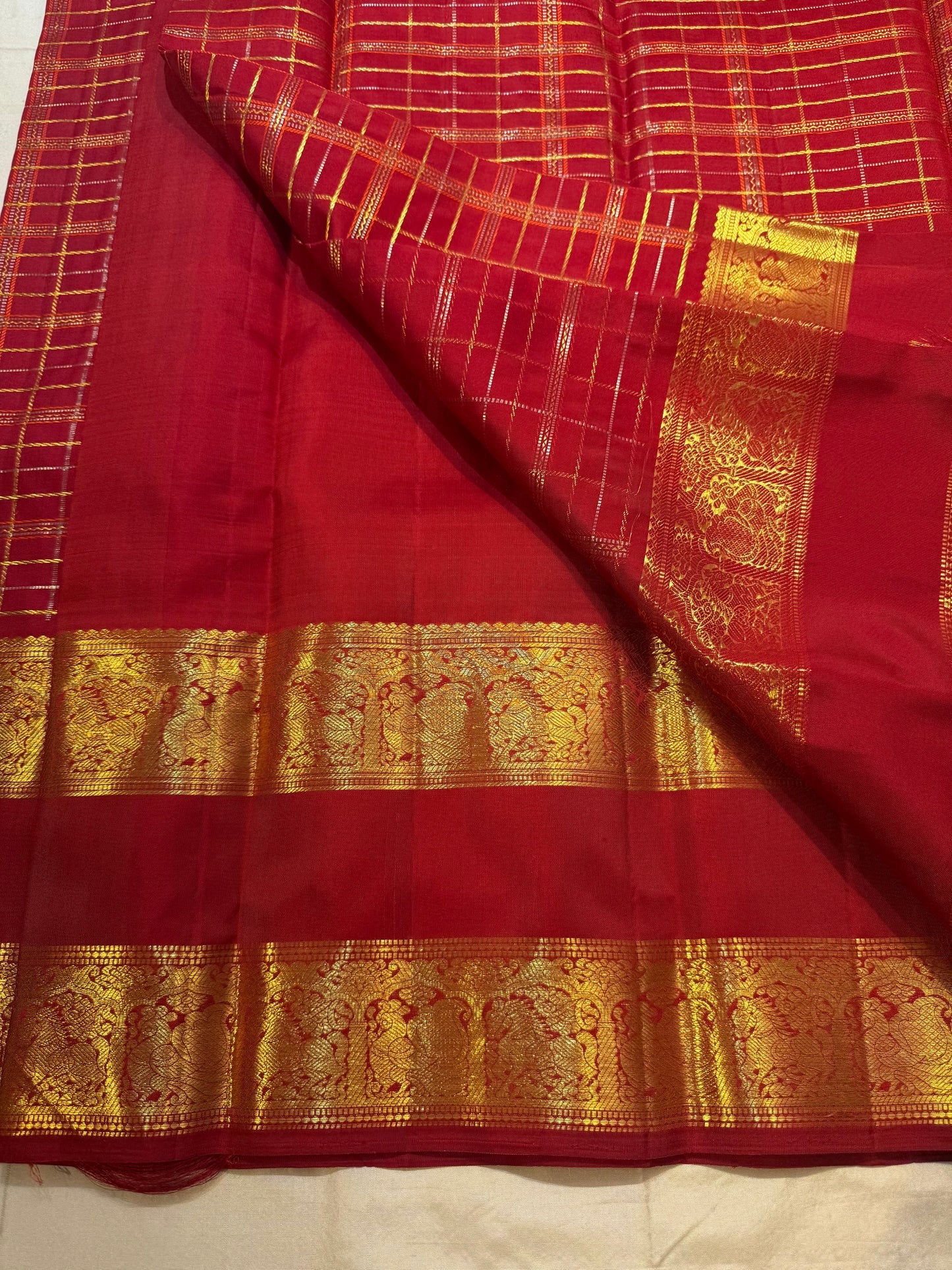 Deep Crimson Handwoven Pure Silk Kancheepuram Zari Kattam Saree with Rich Gold Border