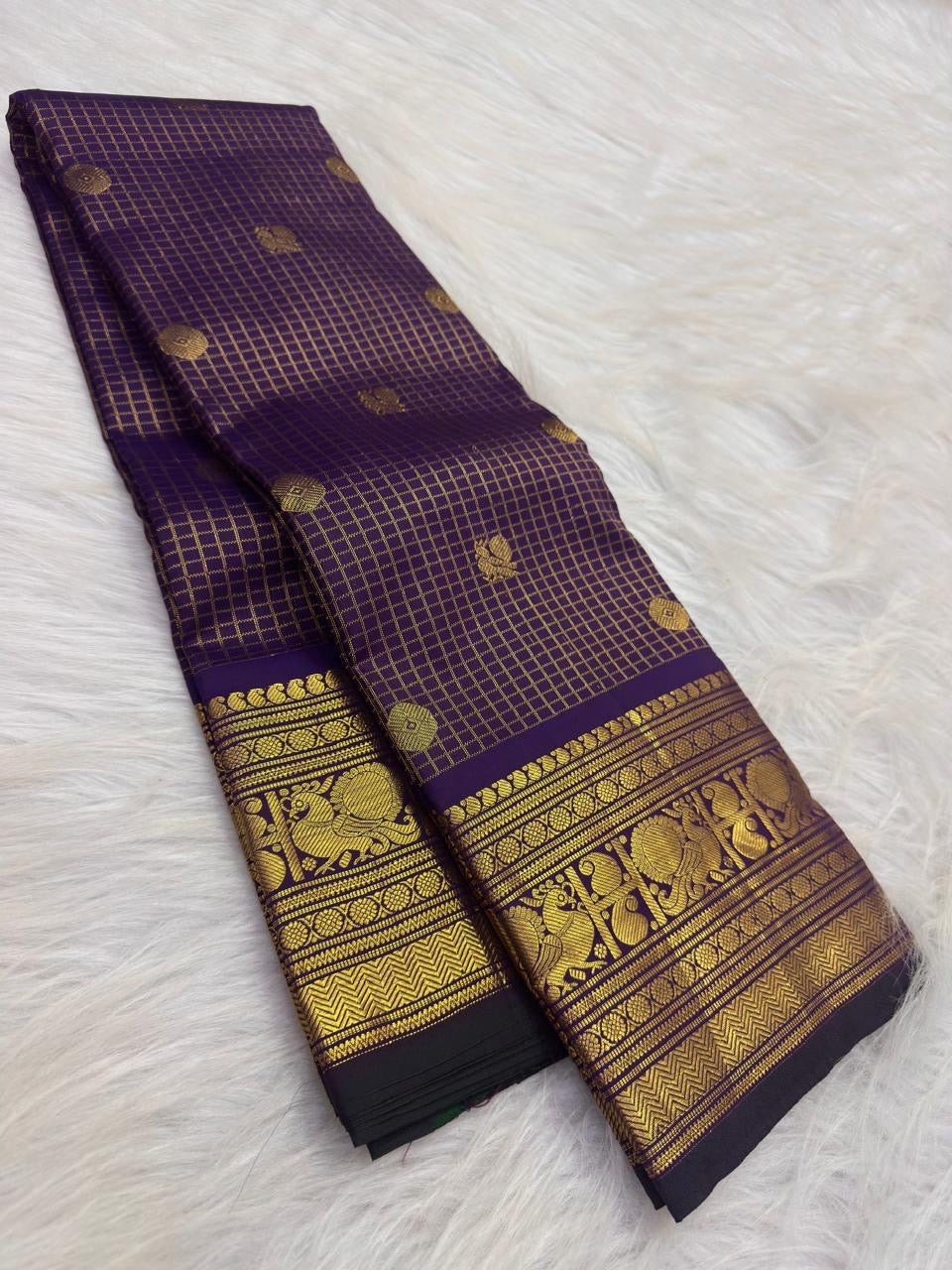 Deep purple Vairaoosi Kancheepuram vintage silk saree