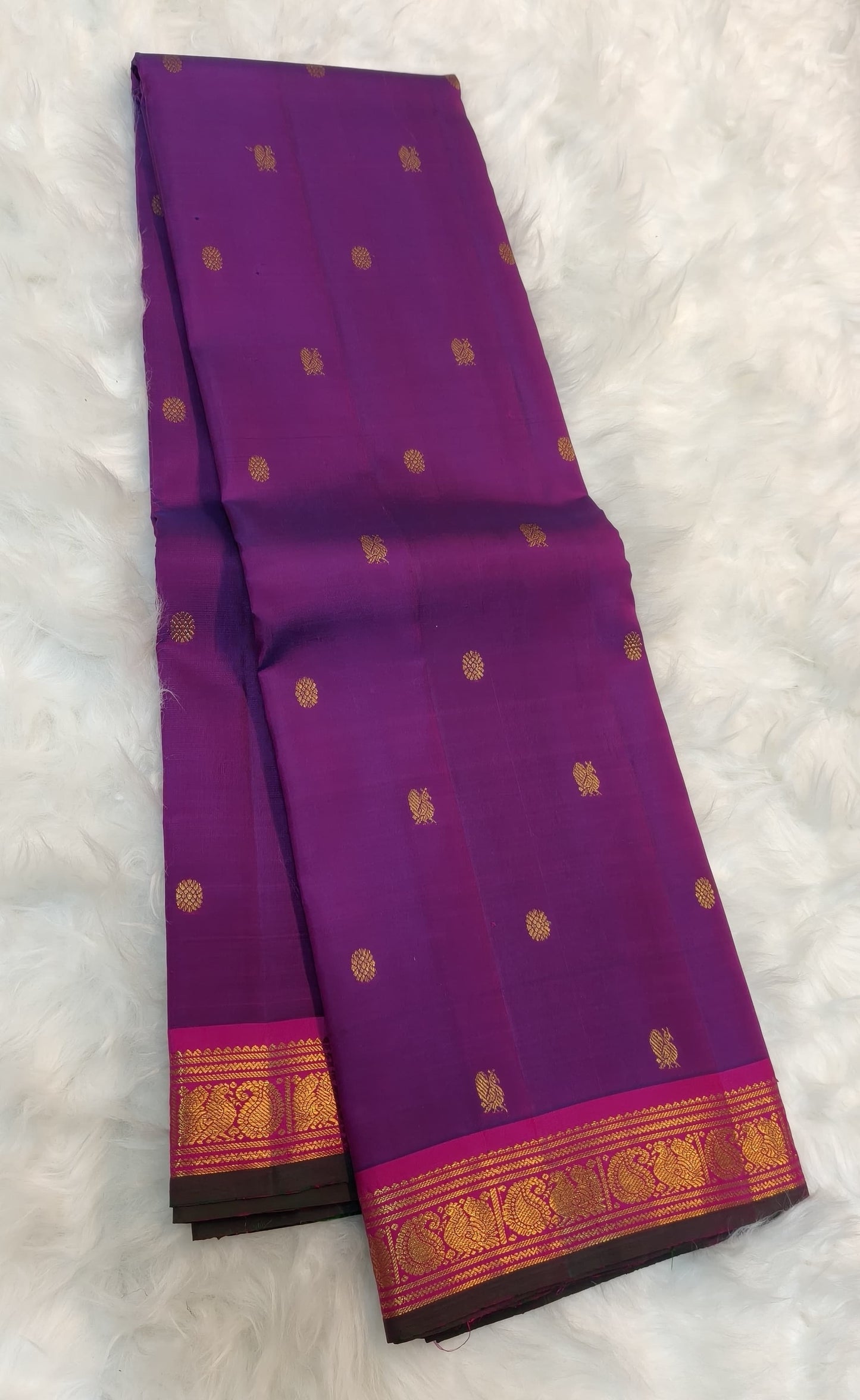 Magenta Handwoven Pure Silk Kanchipuram Saree with Pink Korvai Zari Border and Rich Pallu
