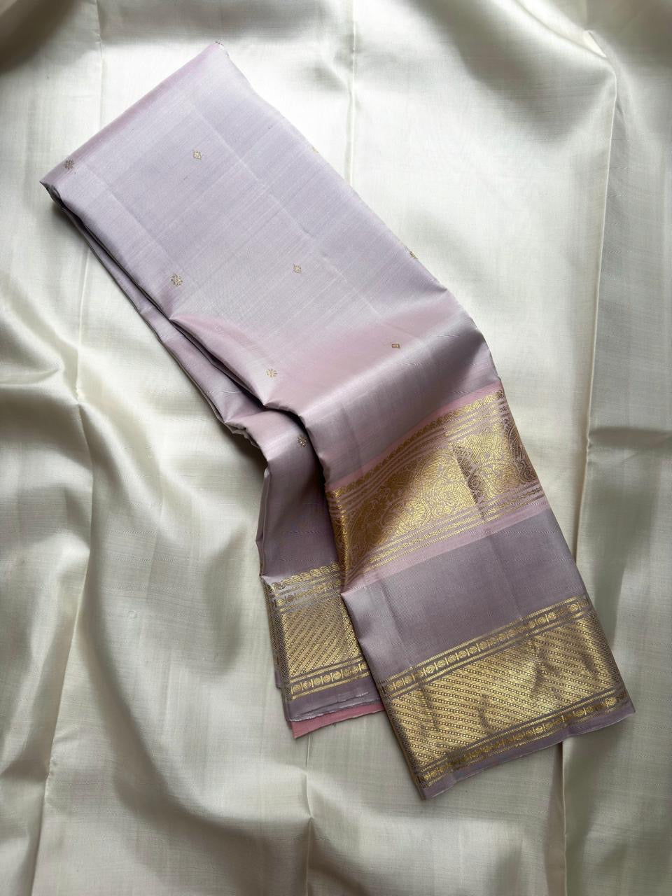 Misty Lavender-Grey Handwoven Pure Silk Kanchipuram Saree with Blush-Pink Rettapet Border and Gold Zari Buttas