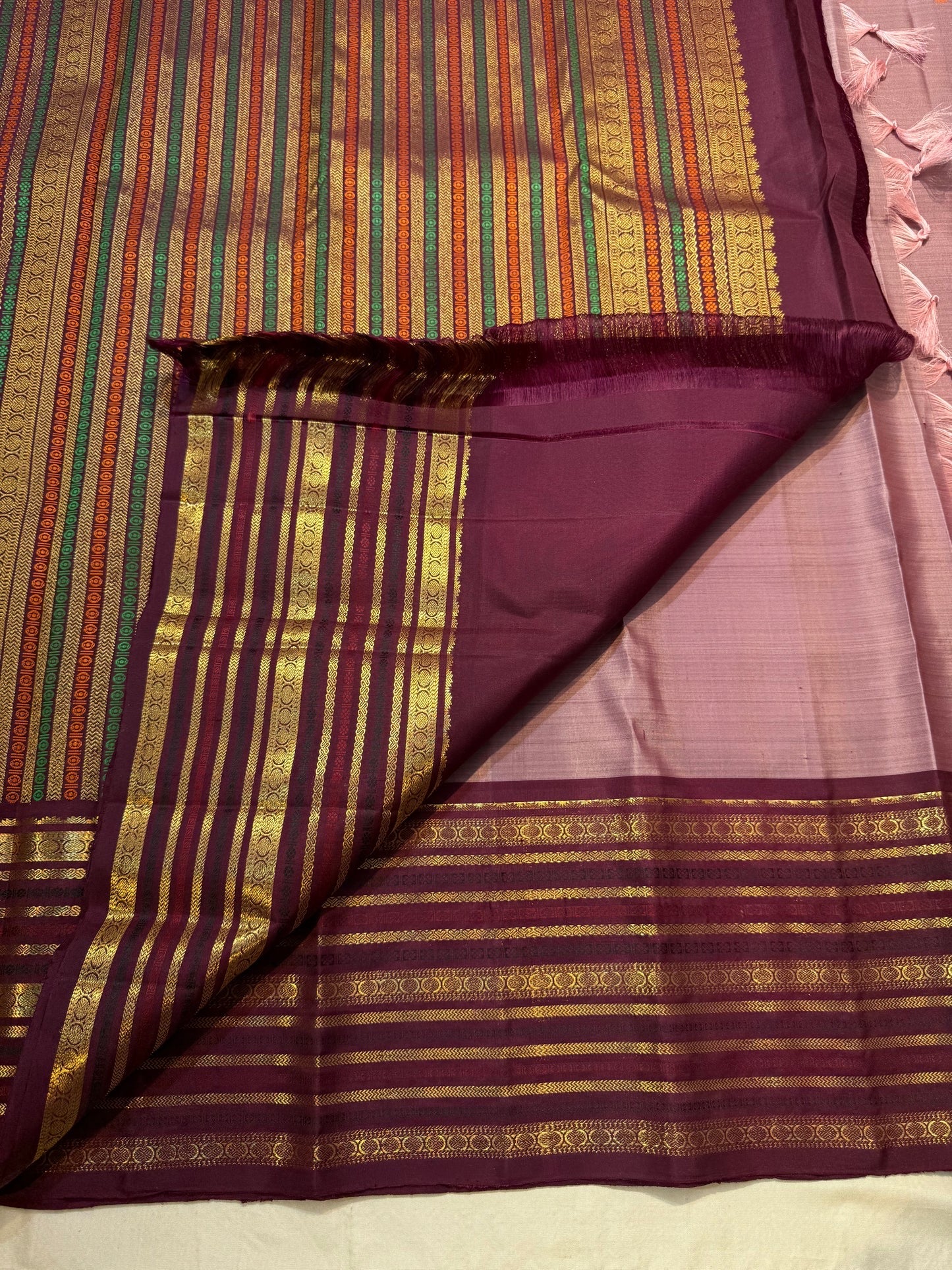 Deep plum varisaipet border with horizontal gold zari rows on dusty mauve Kanchipuram silk saree — Idam Living