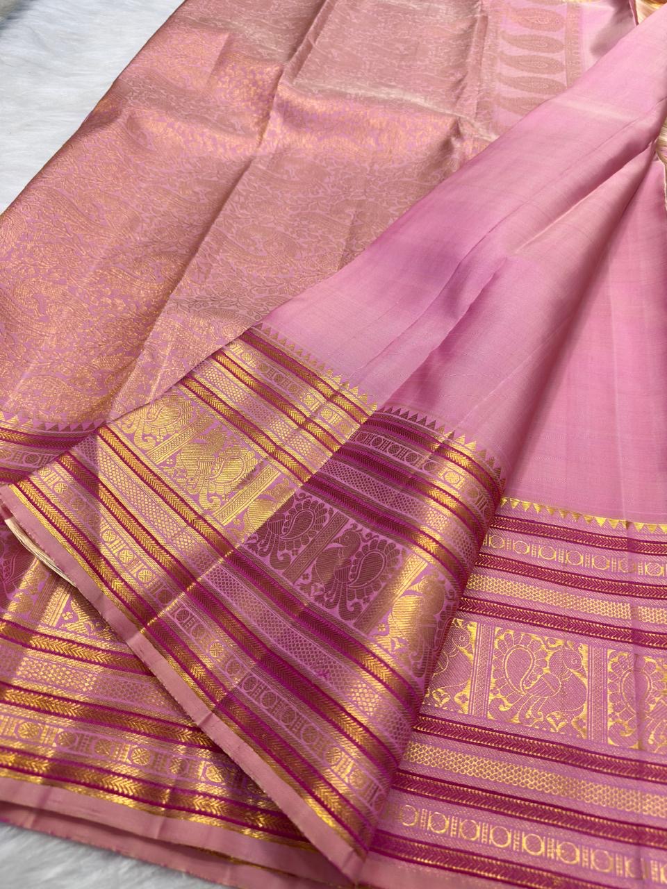 Dusty Rose handwoven pure silk Kanjivaram Butta saree — pallu zari detail — Idam Living