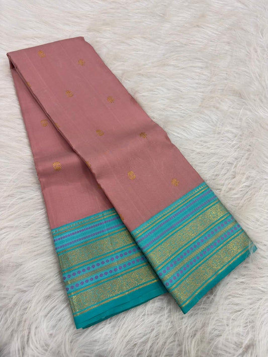 Full drape of Dusty Rose Kanjipuram Varisaipet saree showing turquoise border and gold zari buttas