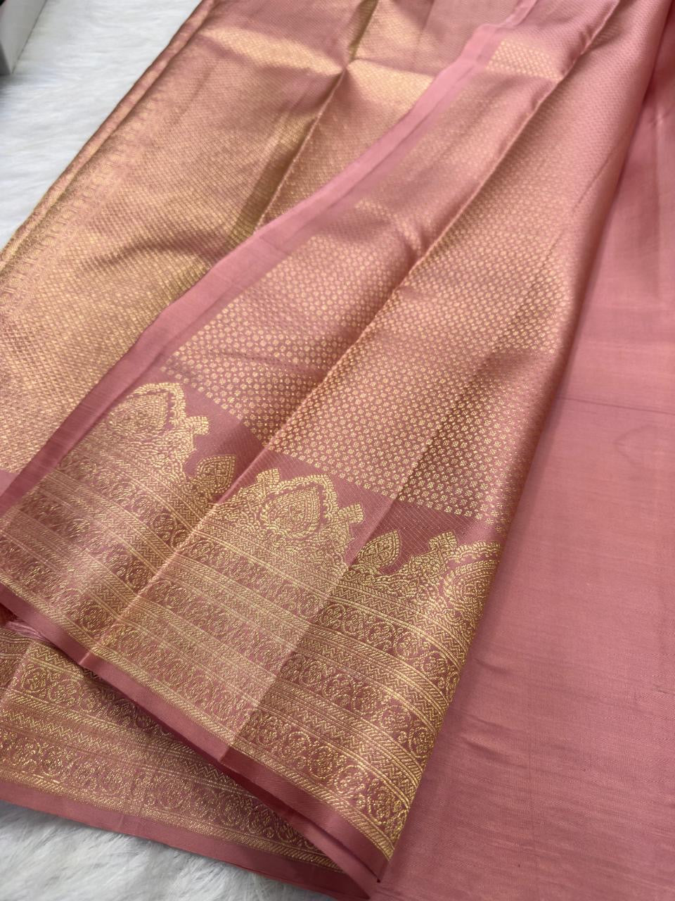 Dusty Rose Pink Kanchipuram silk saree, body weave texture close-up — Idam Living