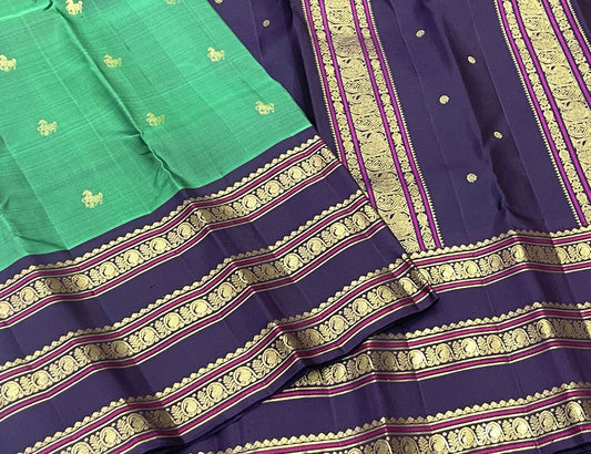 Emerald Green pure silk Kanjeevaram Varisaipet saree with Deep Purple gold zari border.