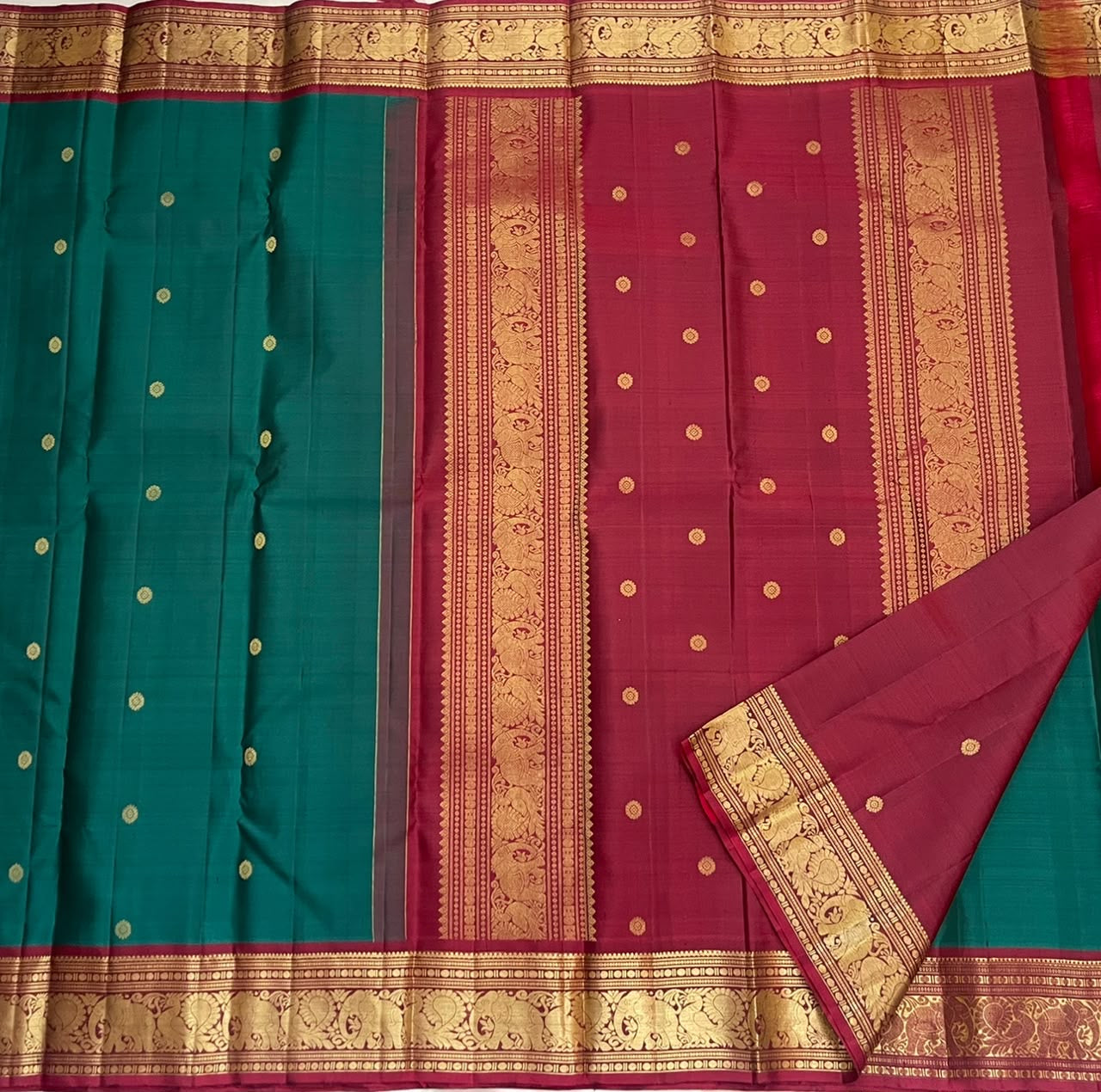 Emerald Teal Green Handwoven Pure Silk Kanchi Pattu Saree with Round Zari Buttas and Raspberry Red Pallu