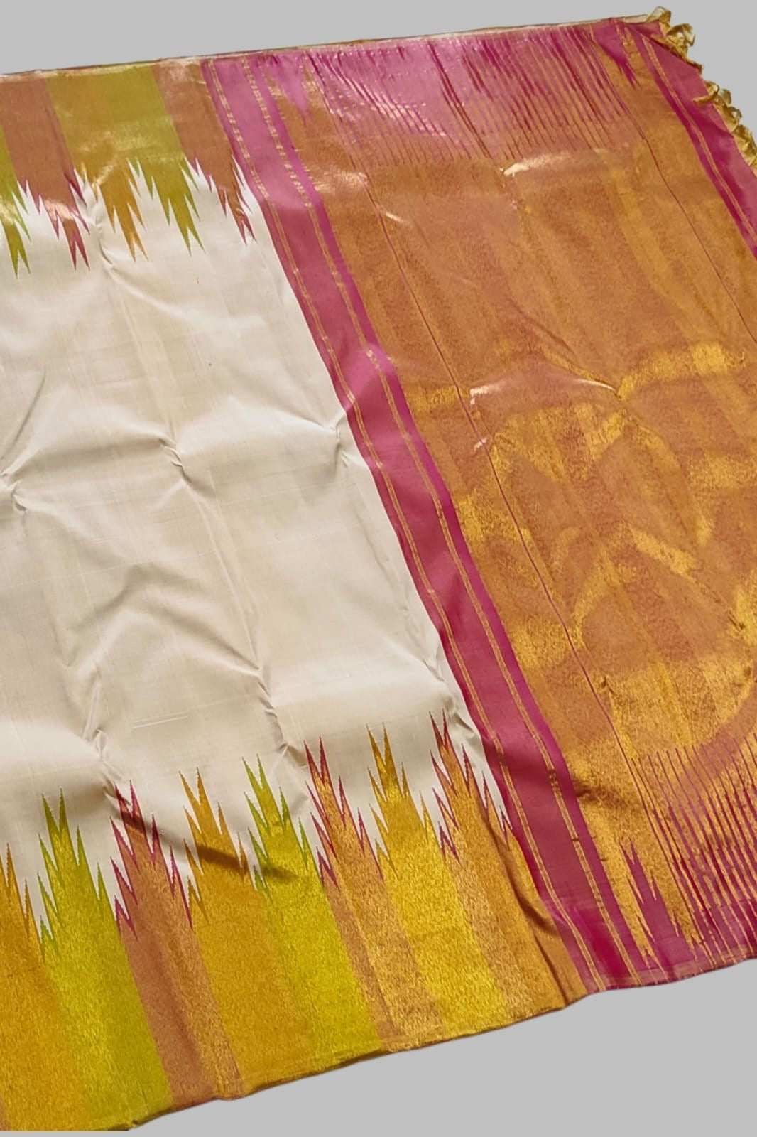 Venpattu Ivory Pure Silk Kanchipuram Ettukol Saree with Multicolour Temple Border